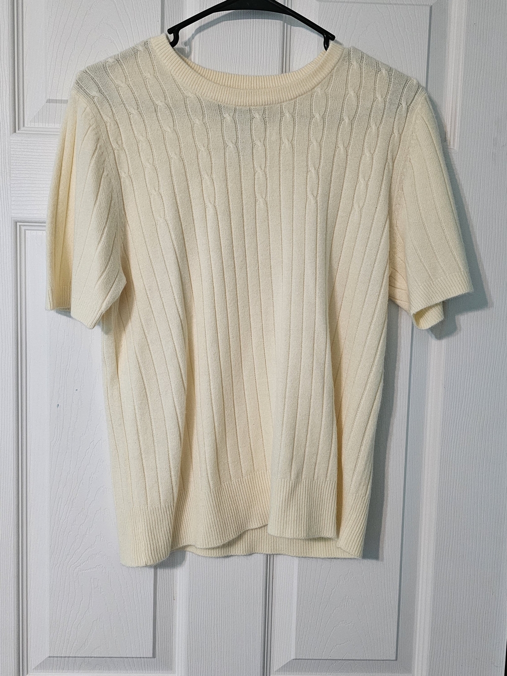 Sag Harbor Cream Cable Knit Short Sleeve Sweater